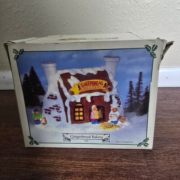 Vintage Santa's Town at The North Pole Gingerbread Bakery Christmas Village - Picture 1 of 8